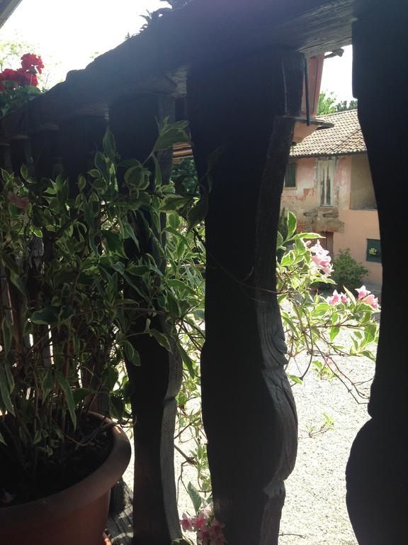 Agriturismo Cascina Magana Burago di Molgora Bagian luar foto