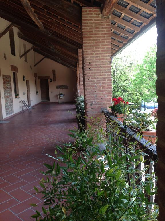 Agriturismo Cascina Magana Burago di Molgora Bagian luar foto