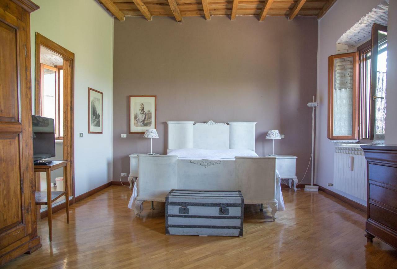 Agriturismo Cascina Magana Burago di Molgora Bagian luar foto